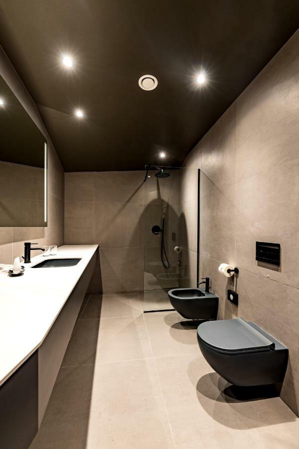 Maestro Design Hotel リエパーヤ エクステリア 写真