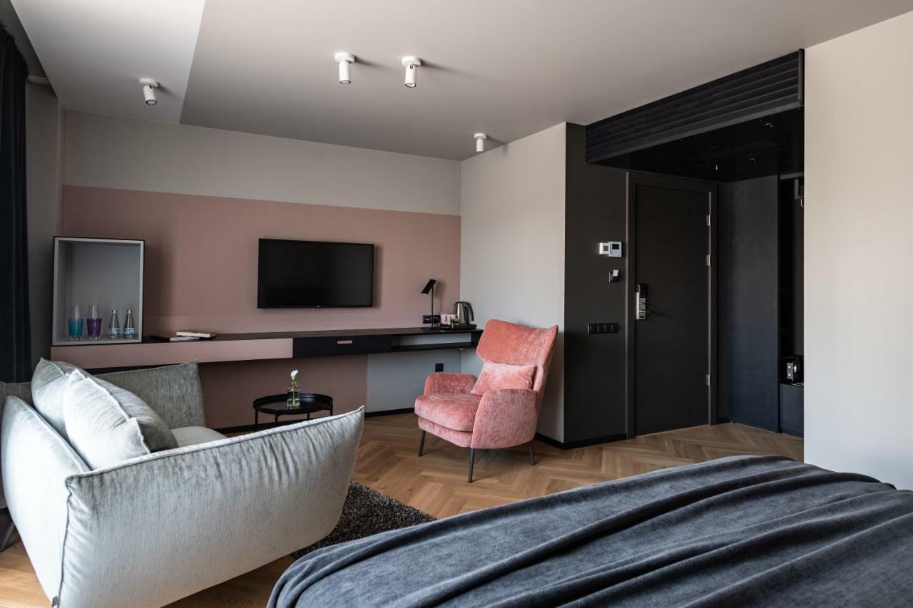 Maestro Design Hotel リエパーヤ エクステリア 写真